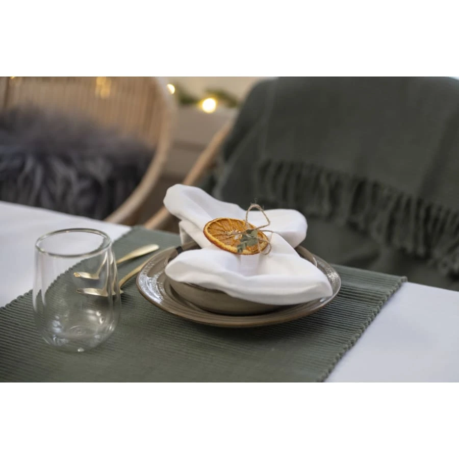 Fanni K Loviisa Kaitaliina 4 Fanni K Loviisa Kaitaliina - Image 2